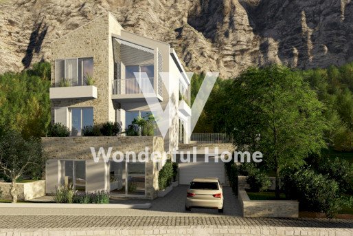 Villa con espectaculares vistas al mar con 3 apartamentos separados en Blizikuće, Budva