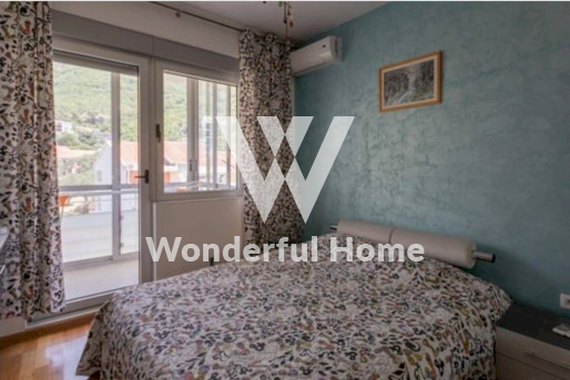 Квартира с 2-мя спальнями в Бечичи с видом на море